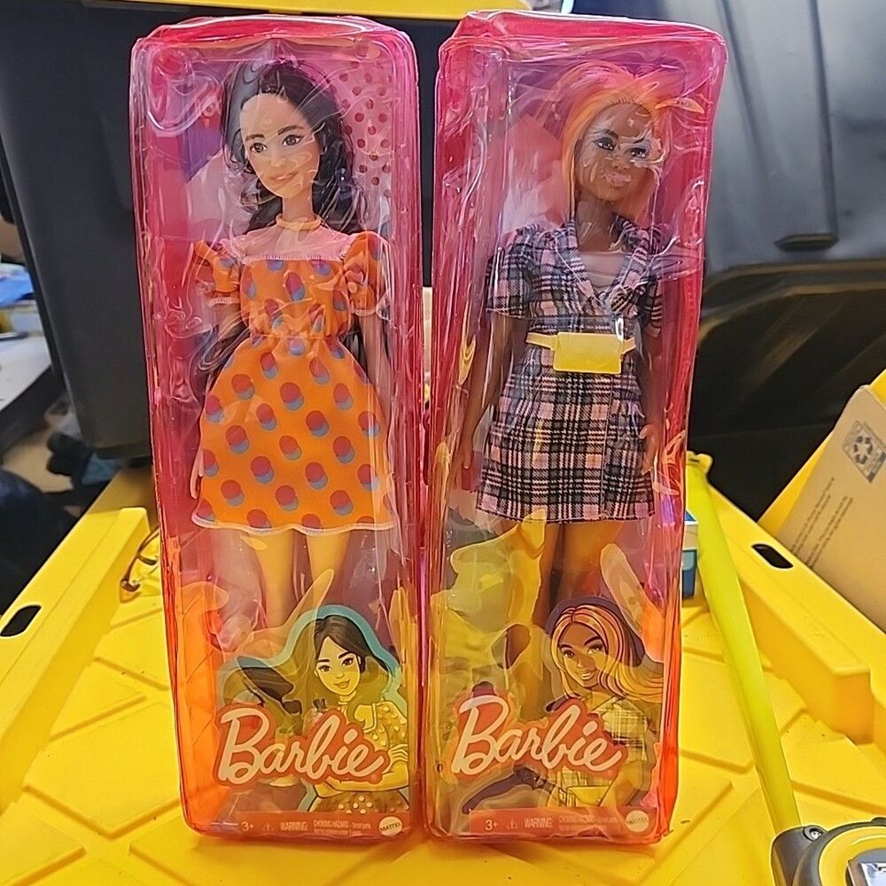 Lot Of 2 New Barbie Fashionistas Doll 160 + 161